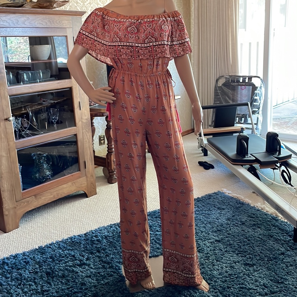 Off the shoulder Jumpsuit with tassel ties